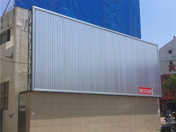 三面翻廠家告訴你關于三面翻廣告牌安裝的細節